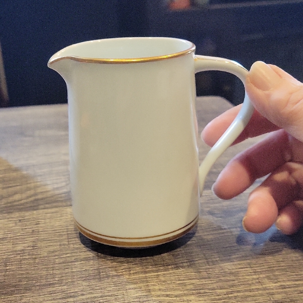 5 For 25.00/Noritake Gold Trim Mini Cream Pitcher; "Gloria" Pattern/ EUC